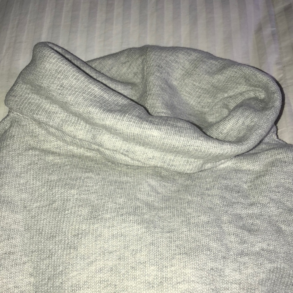 vineyard vines turtle neck